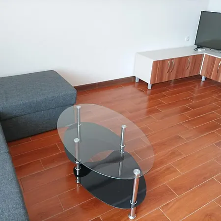 One Bedroom 5 - Restaurant Stadium *