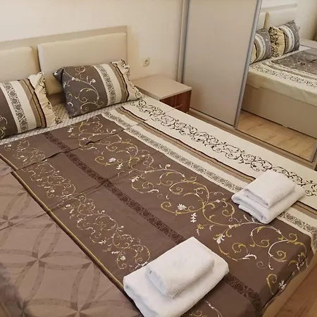 Apartment One Bedroom 5 - Restaurant Stadium